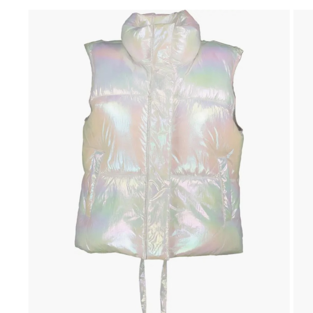Noize Aurora water-resistant Puffer Vest in an iridescent finish-Small